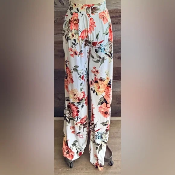 Floral Wide-Leg Pants - White with Coral Floral - Picture 3 of 3